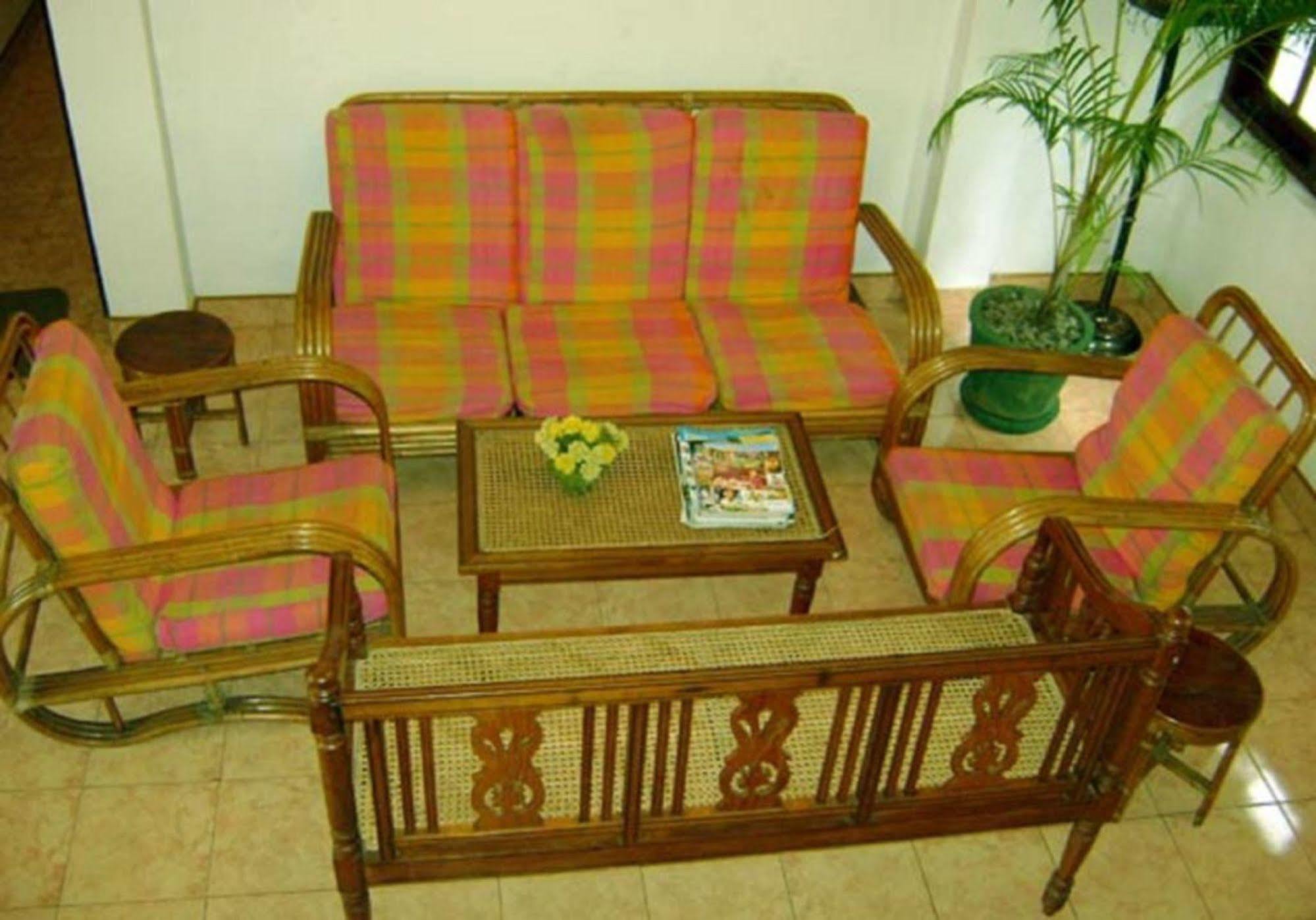 Palm Garden Home Stay Deiyannewela ภายนอก รูปภาพ