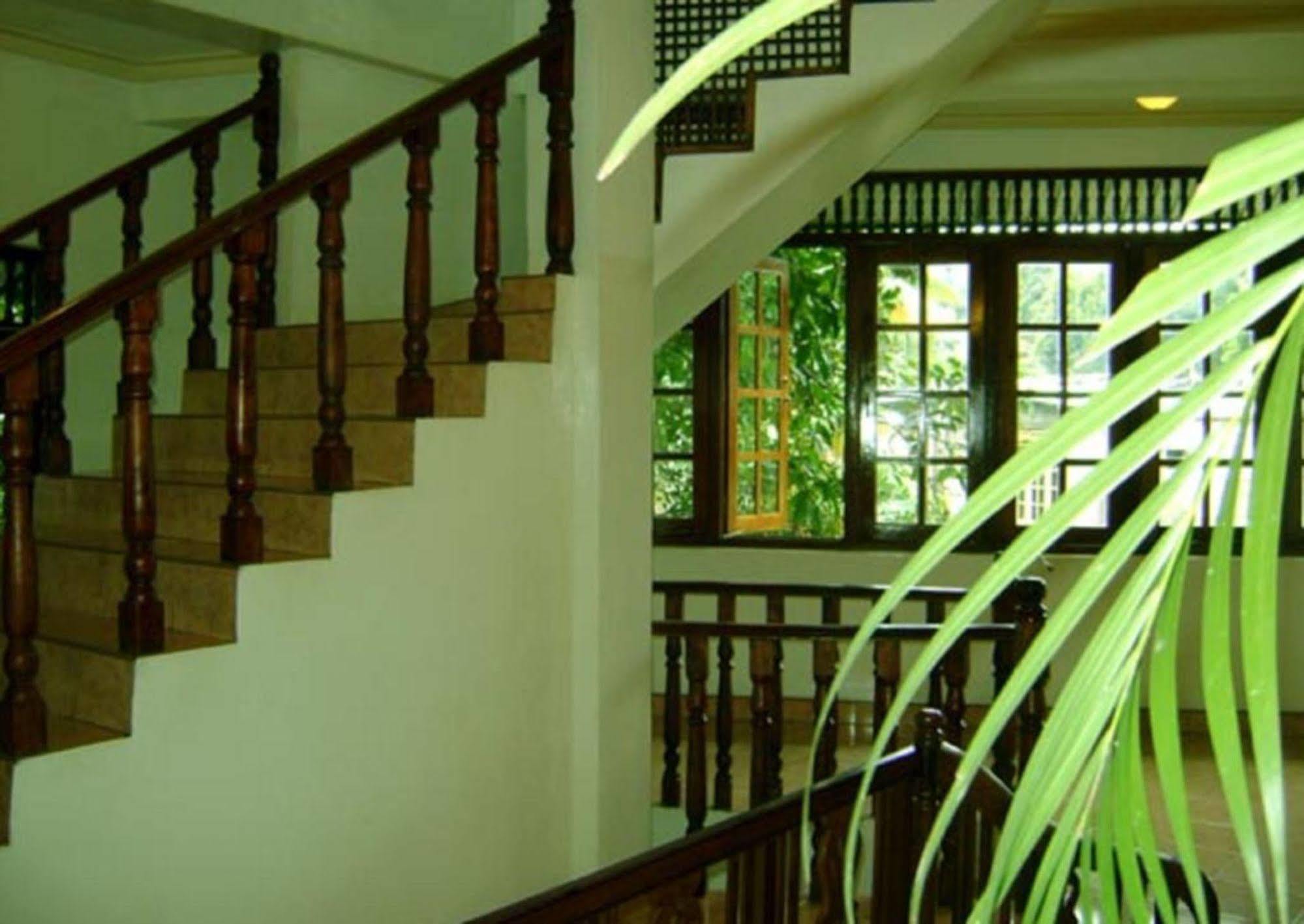 Palm Garden Home Stay Deiyannewela ภายนอก รูปภาพ